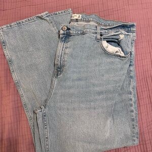 A&F 90’s Straight 20s